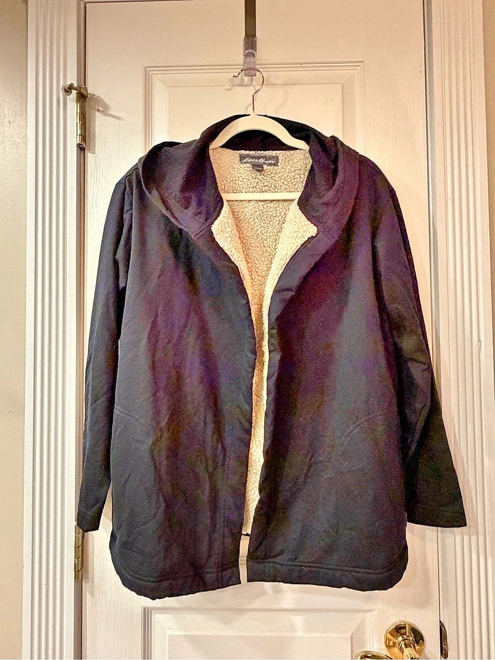 Eddie Bauer Teddy Jacket in Black & Cream Size Small Like New